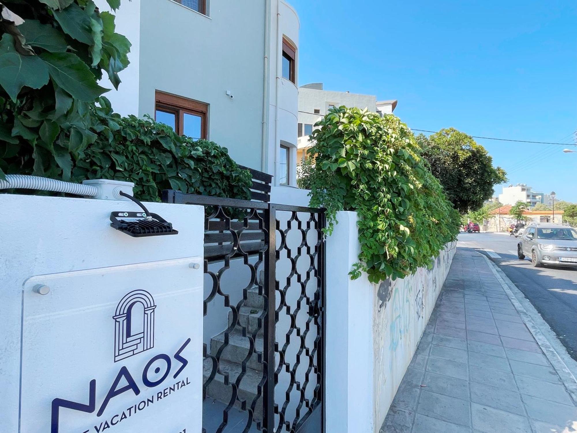 Feriehus Naos-sea Front Vacation By Chania Center Khania